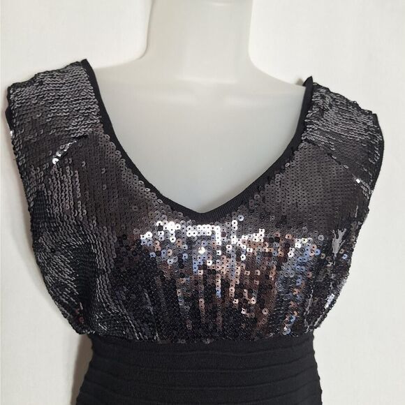 Guess Womens Sequin Mini Dress Black Sleeveless Textured Bodycon Cocktail Small - Picture 3 of 10